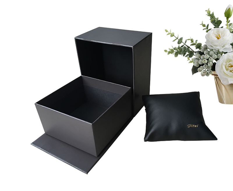 WPP012 Rigid watch box