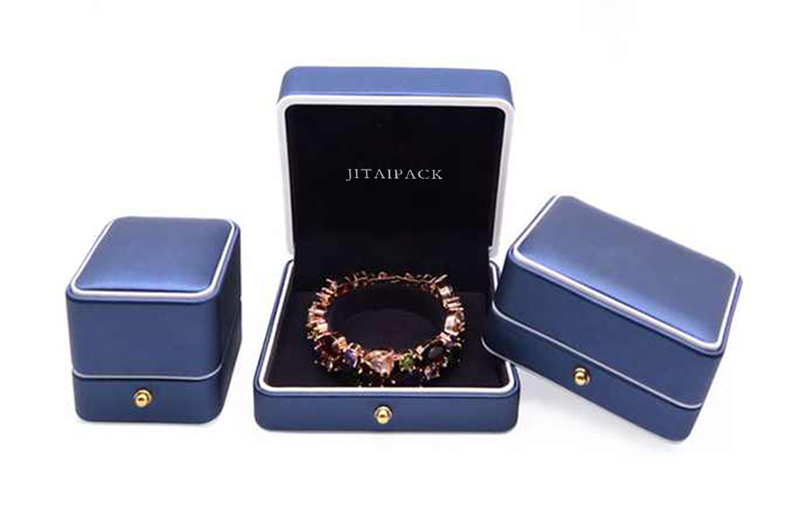 JPB072 luxurious leather bracelet box