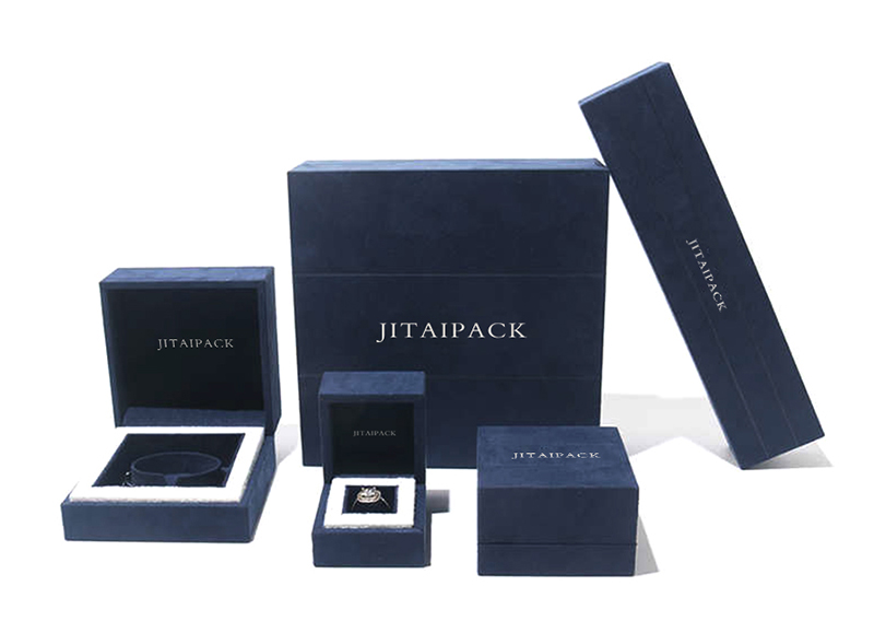 JPB100 Branded Logo Embossing Ring Box