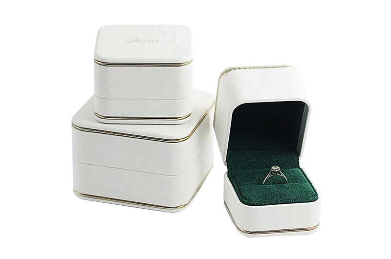 JPB106 Premium Leather Exterior Ring Box