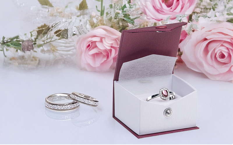 JFB043-4 enticing jewelry flap box