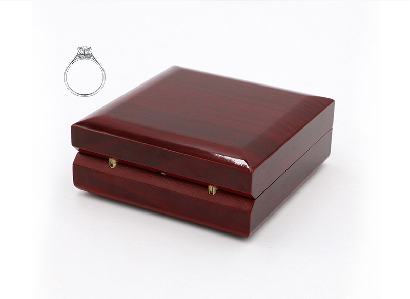 JWB012 wood necklace jewellery packaging